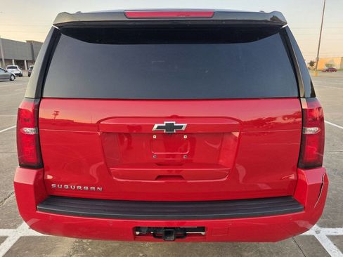 Used 2020 Chevrolet Suburban LT image 6