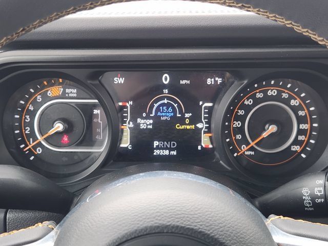 Used 2025 Jeep Wrangler Unlimited Sahara AWD/4WD image 13