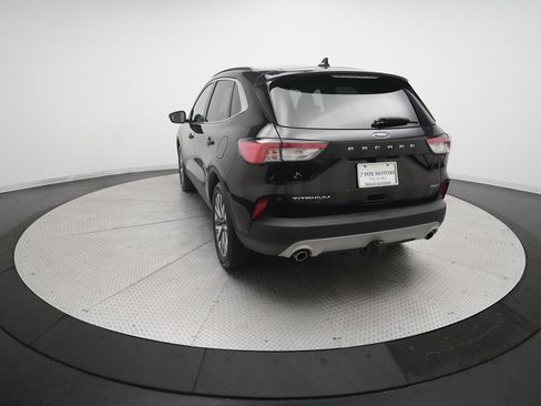 Used 2022 Ford Escape Titanium w/ Class II Trailer Tow Package image 35