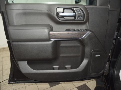 Used 2022 Chevrolet Silverado 2500 LTZ w/ LTZ Premium Package AWD/4WD image 51