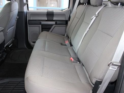 Used 2018 Ford F150 XLT image 24