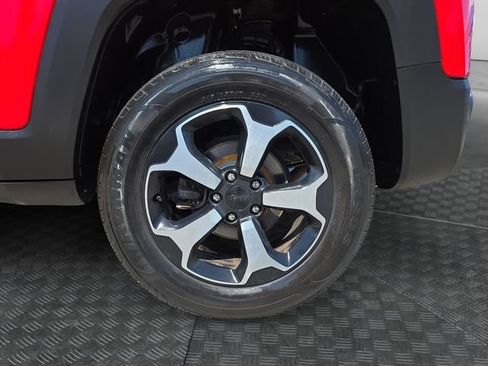 Used 2020 Jeep Renegade Trailhawk w/ Cold Weather Group AWD/4WD image 33