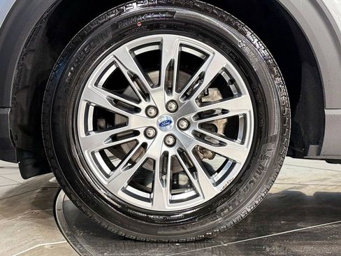 Used 2025 Ford Explorer Active w/ Active Comfort Package image 22