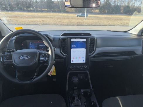 Used 2024 Ford Ranger XL image 13