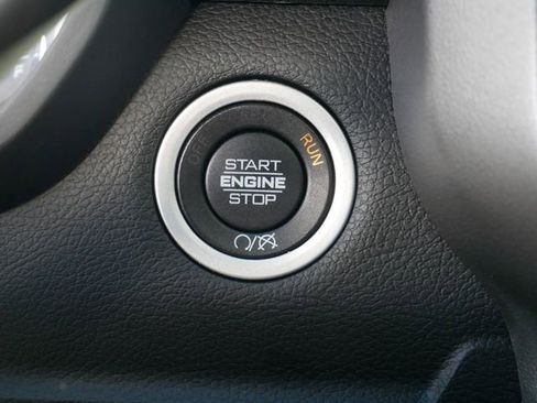 Used 2024 RAM 3500 Big Horn image 22