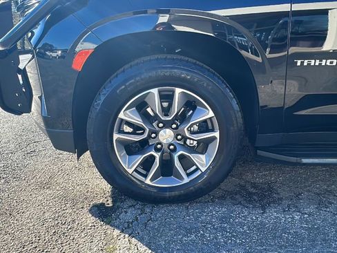 Used 2022 Chevrolet Tahoe LT w/ LT Signature Plus Package image 9
