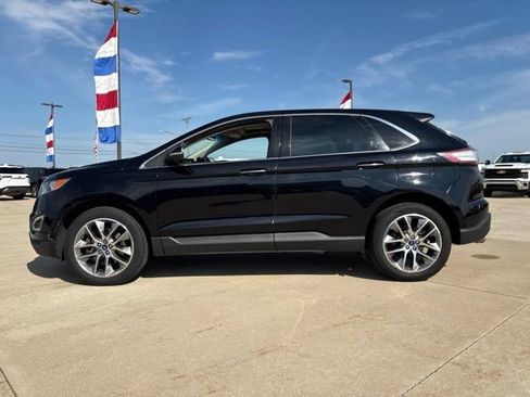 Used 2018 Ford Edge Titanium w/ Canadian Touring Package AWD/4WD image 2