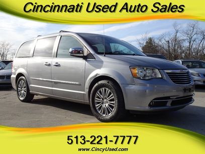 Used 2014 Chrysler Town & Country Touring-L w/ Driver Convenience Group