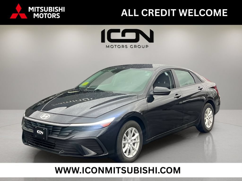 Used 2024 Hyundai Elantra SE FWD image 1