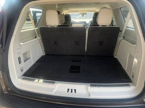 Used 2018 Lincoln Navigator L Black Label w/ Cargo Package AWD/4WD image 12