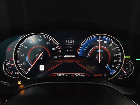 Used 2018 BMW 530e xDrive image 14