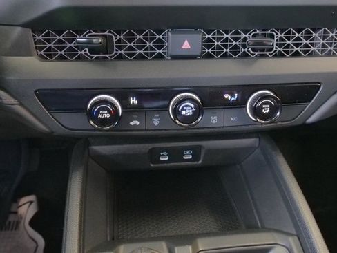 Used 2023 Honda Accord LX image 20