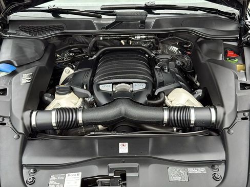 Used 2013 Porsche Cayenne GTS AWD/4WD image 30