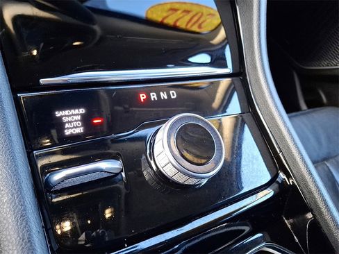 Used 2022 Jeep Grand Cherokee Limited image 15