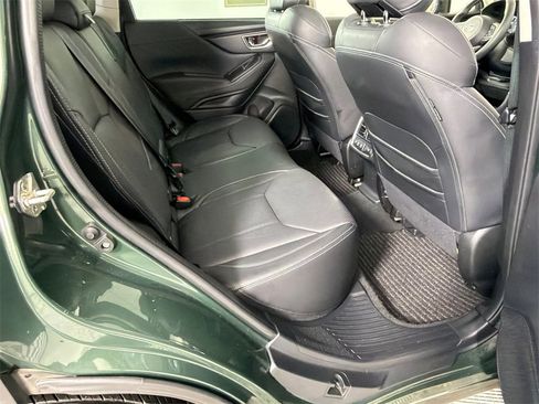 Used 2022 Subaru Forester Touring image 17