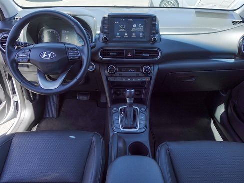 Used 2021 Hyundai Kona Limited AWD/4WD image 27