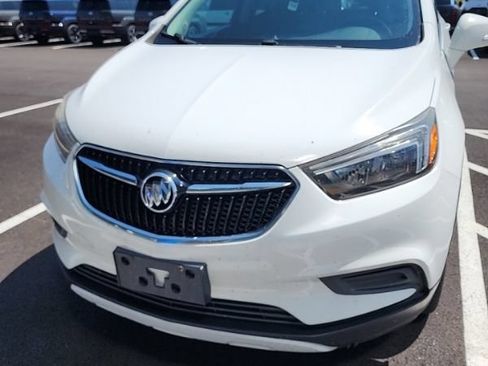 Used 2017 Buick Encore Preferred FWD image 1