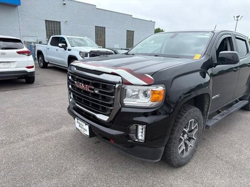 Used 2022 GMC Canyon AT4 w/ Trailering Package AWD/4WD image 3