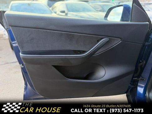 Used 2021 Tesla Model Y Long Range image 14