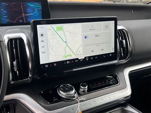 New 2025 Ford Expedition Max Platinum w/ Stealth Performance Package image 30