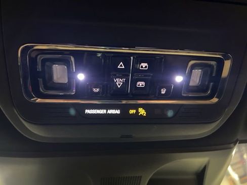 Used 2020 Lincoln Corsair Reserve w/ Equipment Group 202A image 31