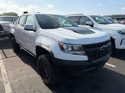 Used 2020 Chevrolet Colorado ZR2 w/ ZR2 Dusk Special Edition AWD/4WD image 3