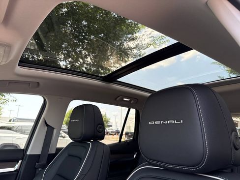 New 2026 GMC Terrain Denali w/ LPO, Floor Liner Package AWD/4WD image 15