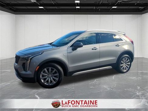 Certified 2023 Cadillac XT4 Premium Luxury image 4