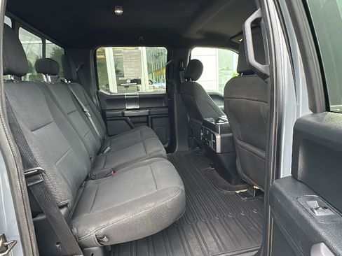 Used 2020 Ford F150 XLT w/ Equipment Group 302A Luxury AWD/4WD image 25