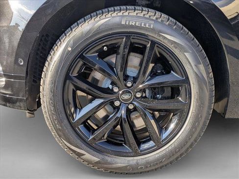 New 2026 Land Rover Range Rover Velar Dynamic SE image 10