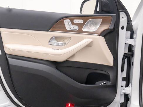 New 2025 Mercedes-Benz GLS 450 GLS 450 image 15