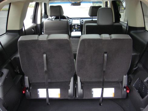 Used 2019 Ford Flex Limited w/ Limited Appearance Package image 10