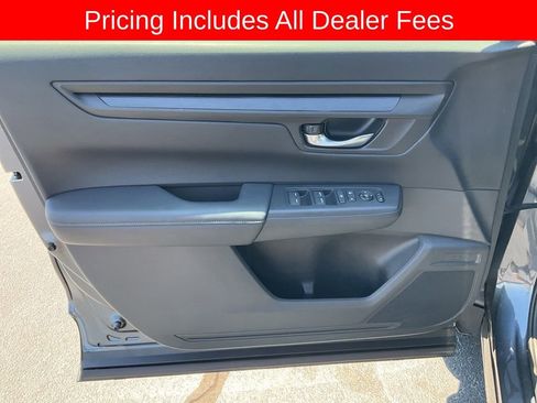 Used 2024 Honda CR-V EX image 3