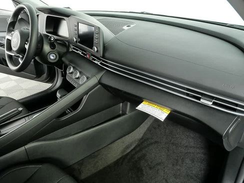 New 2026 Hyundai Elantra SE image 59