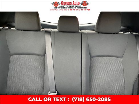 Used 2018 Toyota C-HR XLE FWD image 15