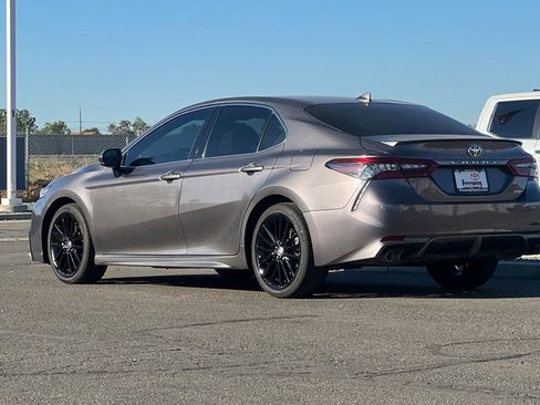 Used 2023 Toyota Camry XSE FWD image 7