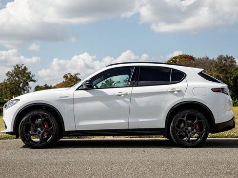 New 2025 Alfa Romeo Stelvio Sprint w/ Veloce Package image 6