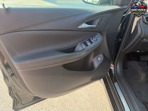 Used 2023 Buick Encore GX Select w/ Experience Buick Package AWD/4WD image 10