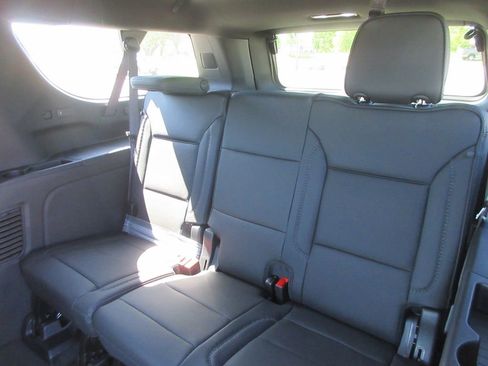 New 2026 GMC Yukon XL Denali image 13