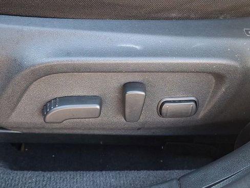 Used 2018 Subaru Outback 2.5i Premium image 25