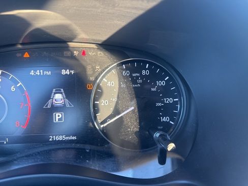 Certified 2023 Nissan Kicks SR w/ SR Premium Package image 28