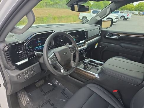 New 2026 Chevrolet Silverado 1500 RST w/ Safety Package AWD/4WD image 18