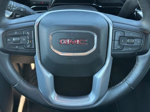 Used 2024 GMC Sierra 1500 SLT image 12