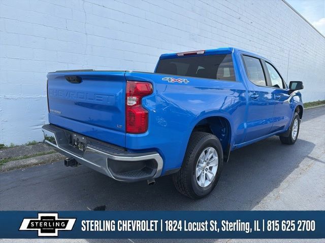 Used 2025 Chevrolet Silverado 1500 LT AWD/4WD image 3