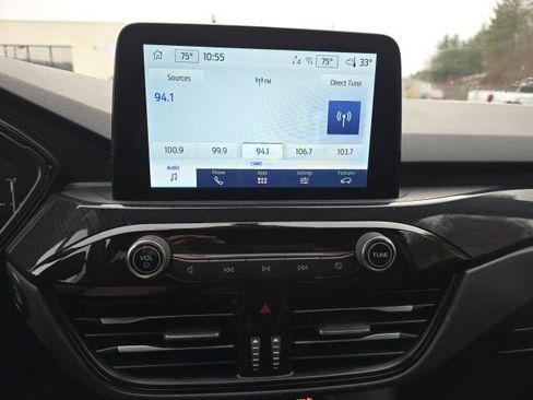 Used 2025 Ford Escape ST-Line image 17