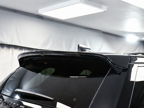 Used 2023 Land Rover Discovery Sport SE image 82