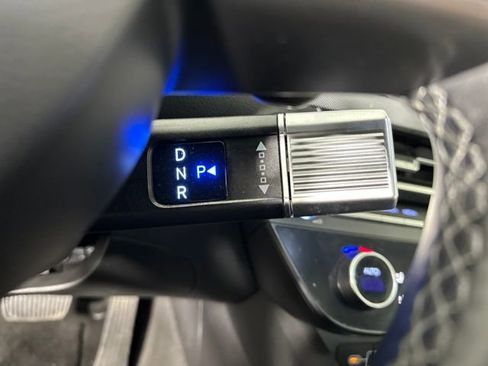 Used 2025 Hyundai Sonata Limited image 20