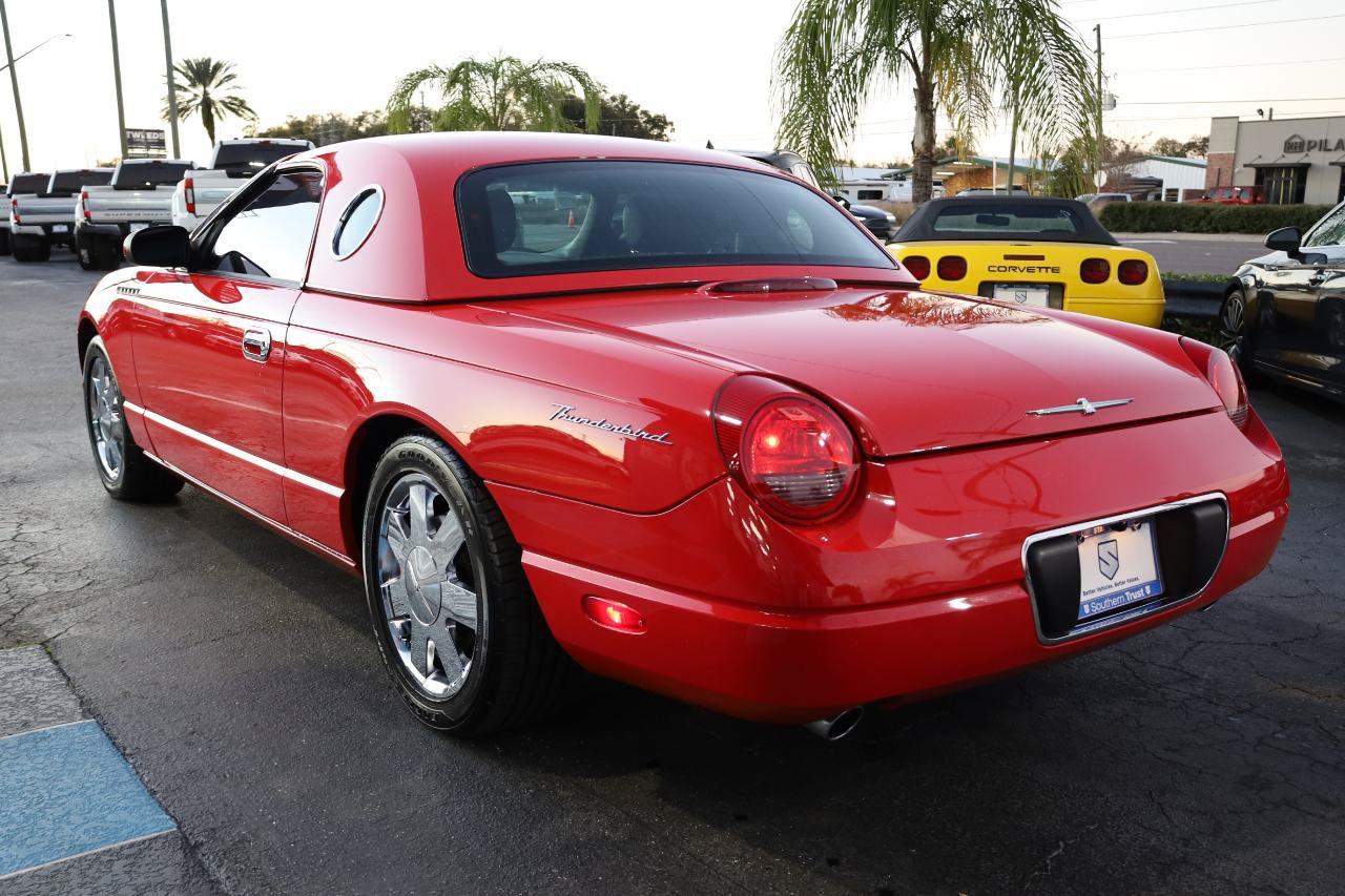 Used 2002 Ford Thunderbird RWD image 3