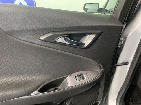 Used 2021 Chevrolet Malibu LT image 30