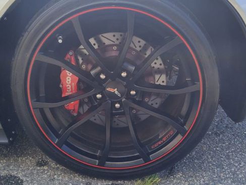 Used 2005 Chevrolet Corvette Coupe w/ Preferred Equipment Group image 15